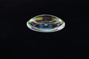 Planoconvex lens