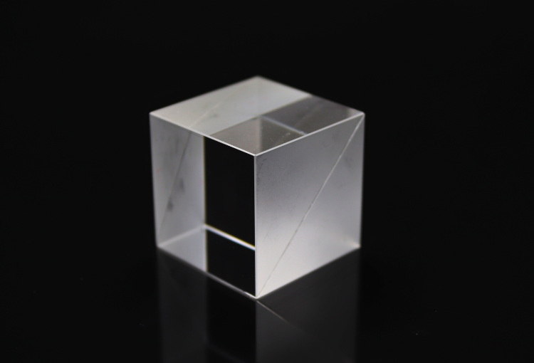 Laser Line Polarizing Cube Beamsplitters Avantier Inc.